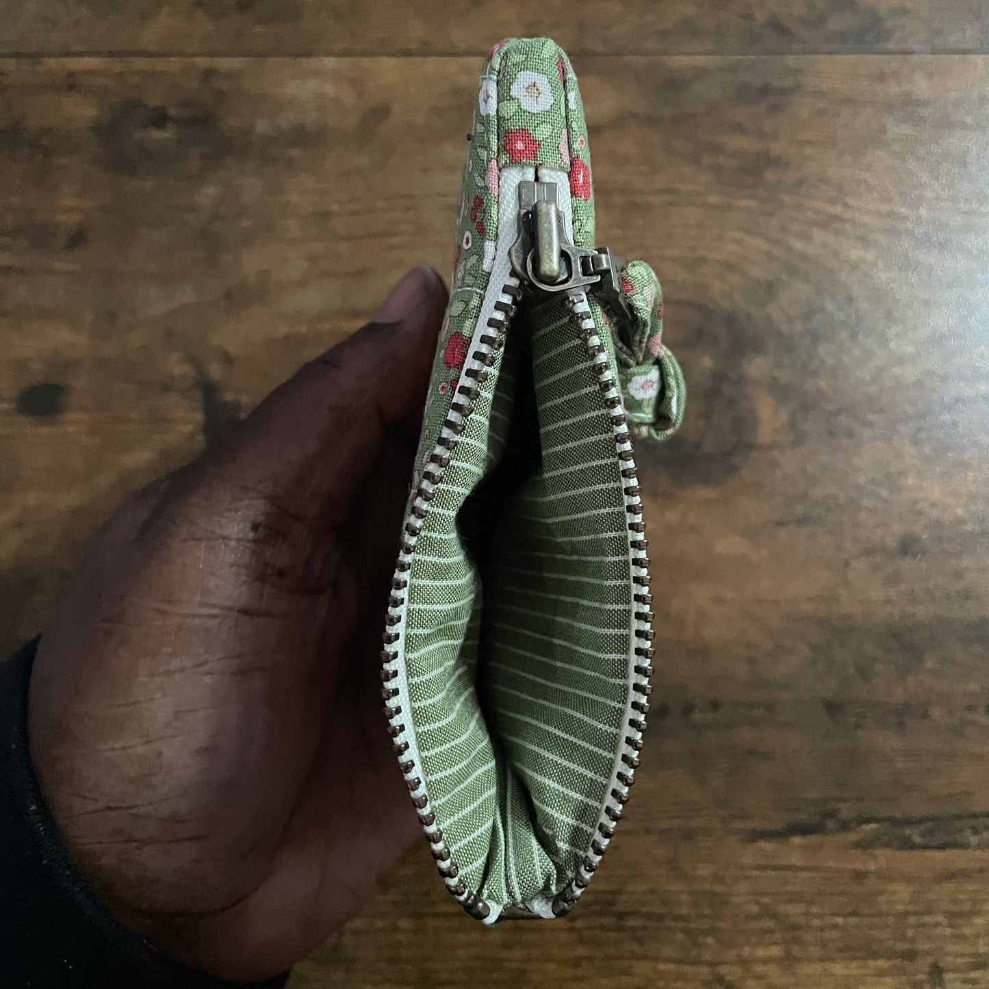 Green Floral Quilted Pouch – Handmade Small Makeup & Zip Bag